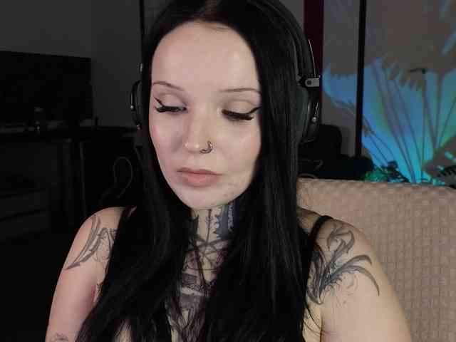 ATOMICKETCHUP webcam