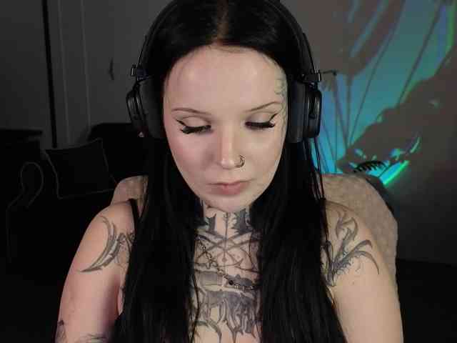 ATOMICKETCHUP webcam