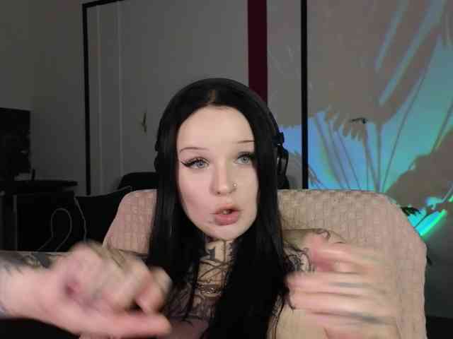 ATOMICKETCHUP webcam