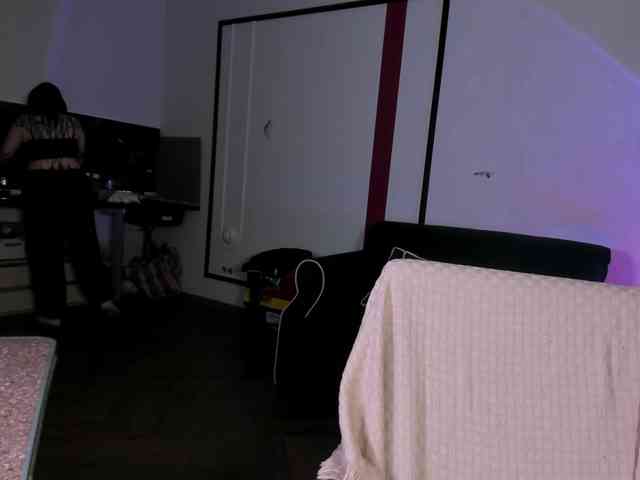 ATOMICKETCHUP webcam