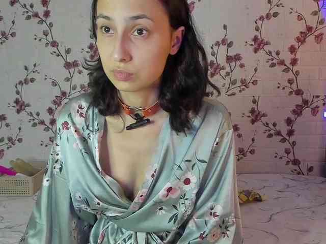 ReginaShine webcam