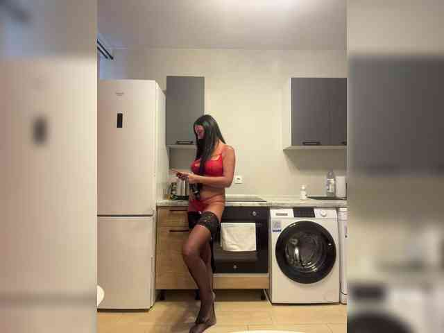 Milana555550 webcam