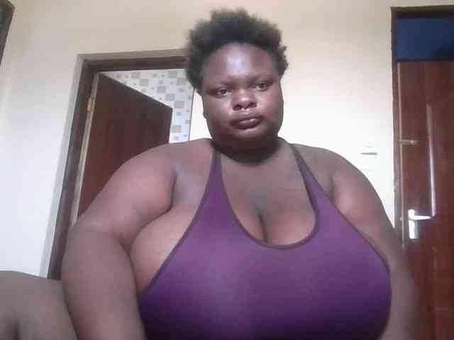 bigtittymama45 webcam