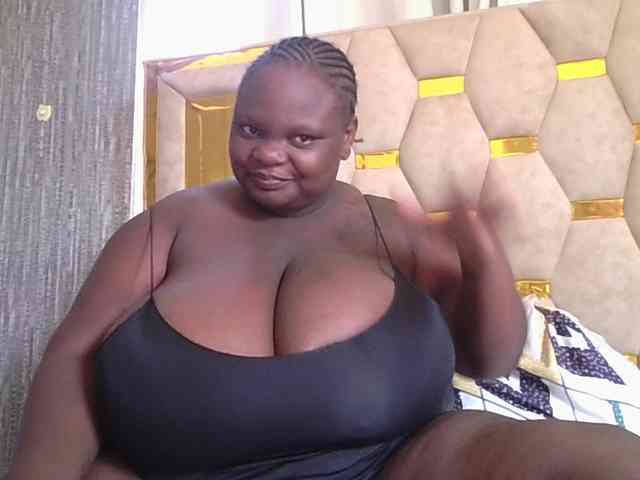bigtittymama45 webcam
