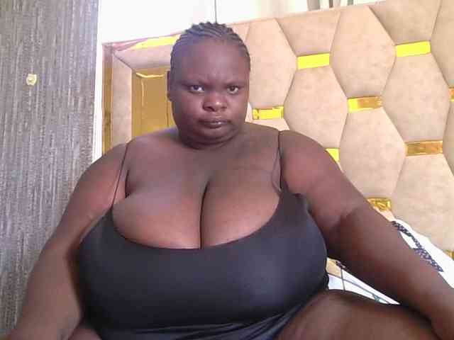 bigtittymama45 webcam