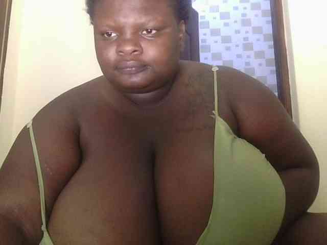 bigtittymama45 webcam