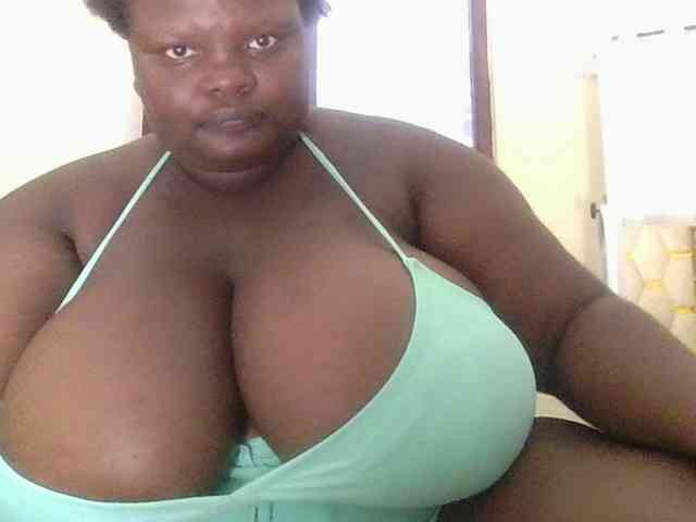 bigtittymama45 webcam