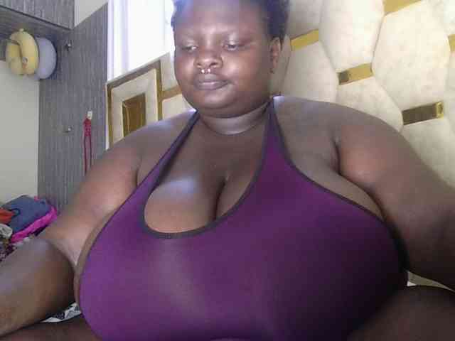 bigtittymama45 webcam