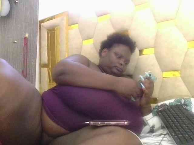 bigtittymama45 webcam