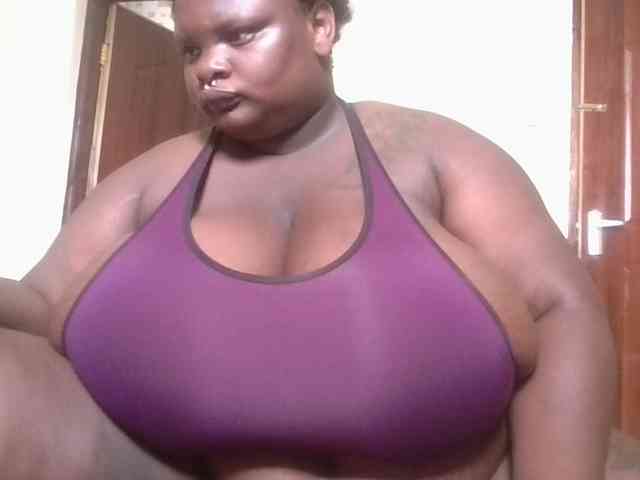 bigtittymama45 webcam