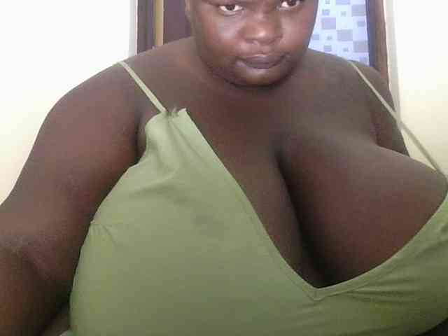 bigtittymama45 webcam