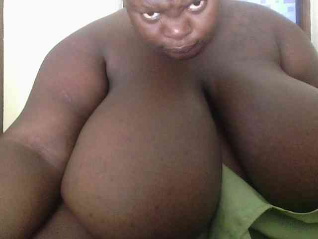 bigtittymama45 webcam