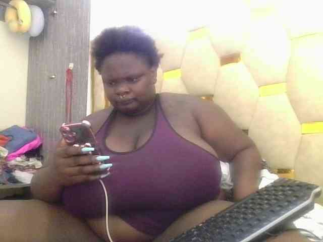 bigtittymama45 webcam