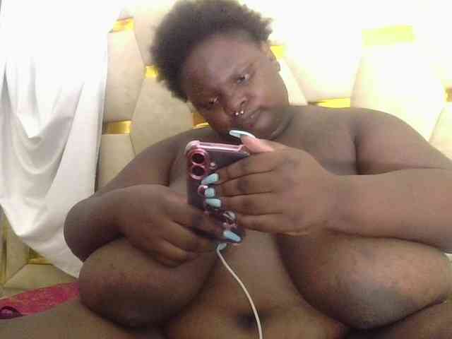 bigtittymama45 webcam