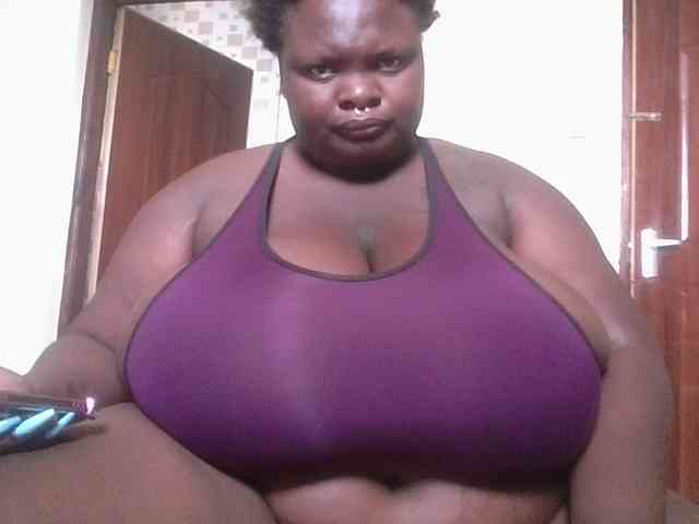 bigtittymama45 webcam
