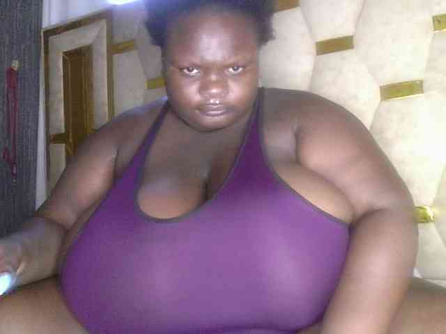 bigtittymama45 webcam