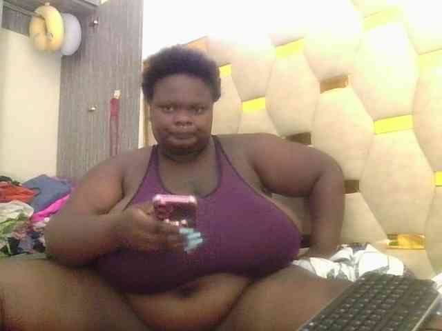 bigtittymama45 webcam