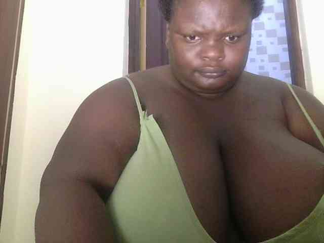 bigtittymama45 webcam