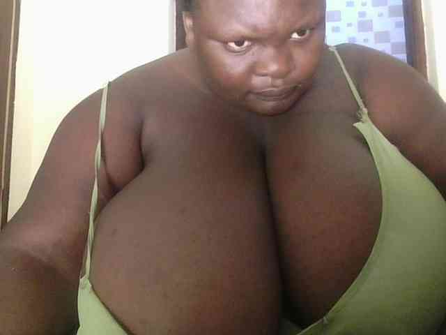 bigtittymama45 webcam