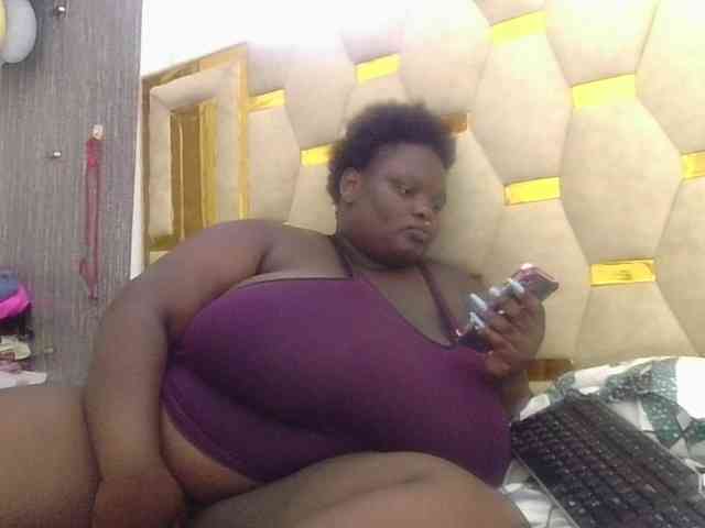 bigtittymama45 webcam