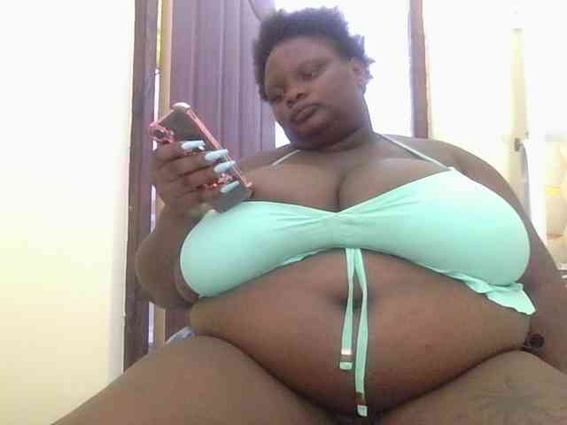 bigtittymama45 webcam