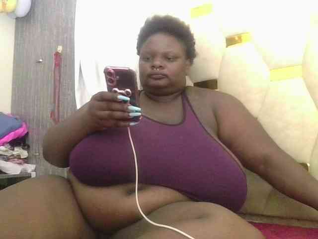 bigtittymama45 webcam