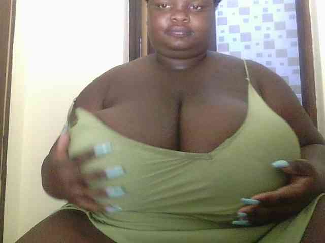 bigtittymama45 webcam