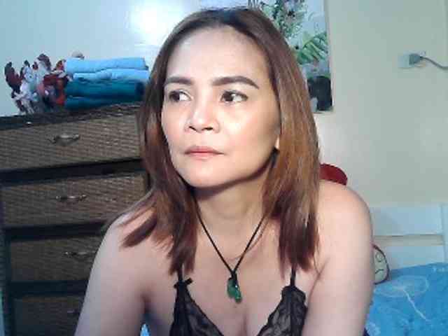 lilymaepinay webcam