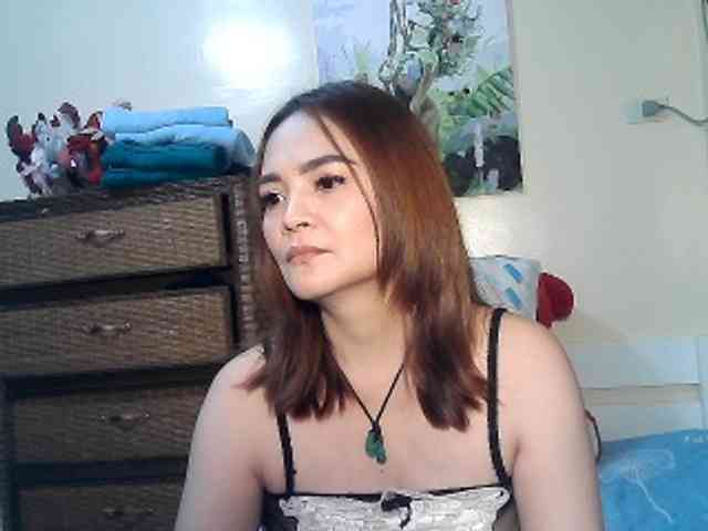 lilymaepinay webcam