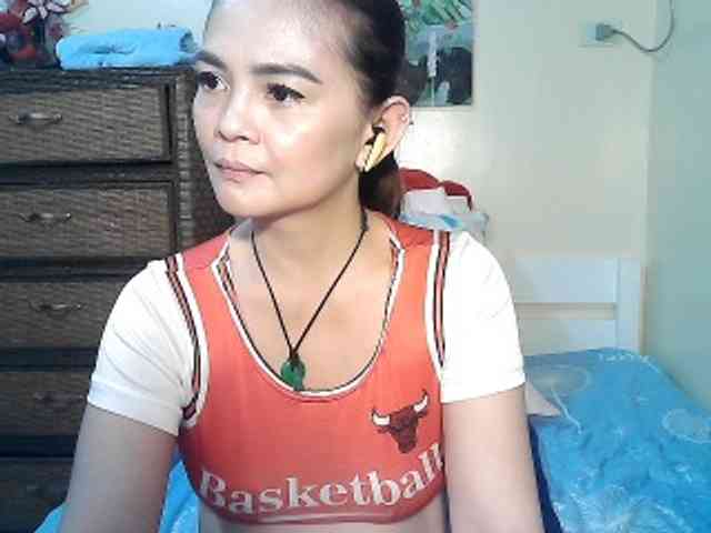 lilymaepinay webcam