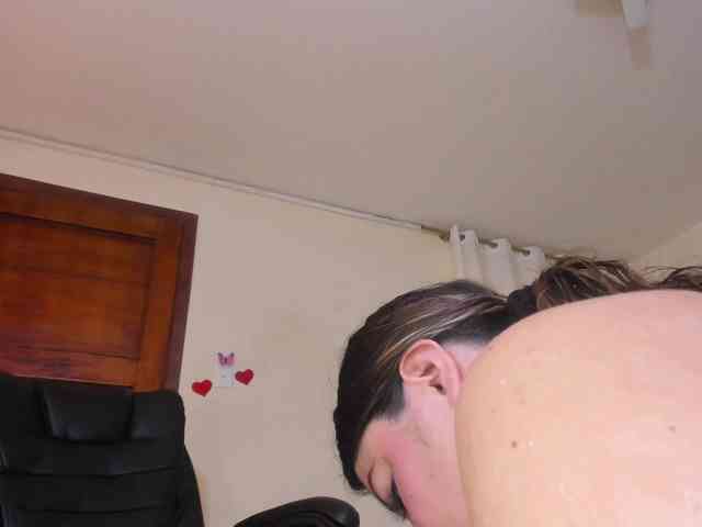 Karla-Rodrigu webcam