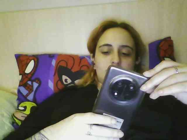 Hotredhead01 webcam