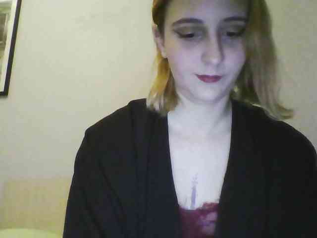 Hotredhead01 webcam