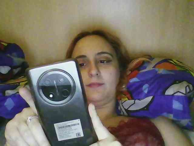 Hotredhead01 webcam