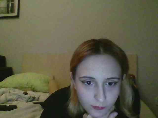 Hotredhead01 webcam