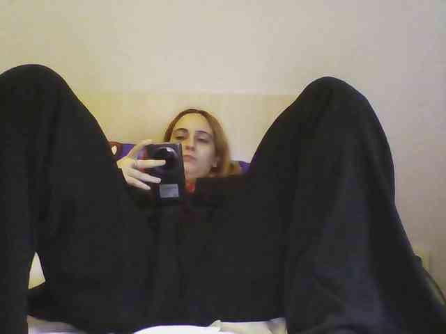 Hotredhead01 webcam