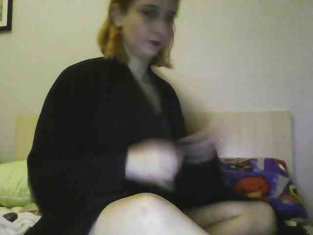 Hotredhead01 webcam