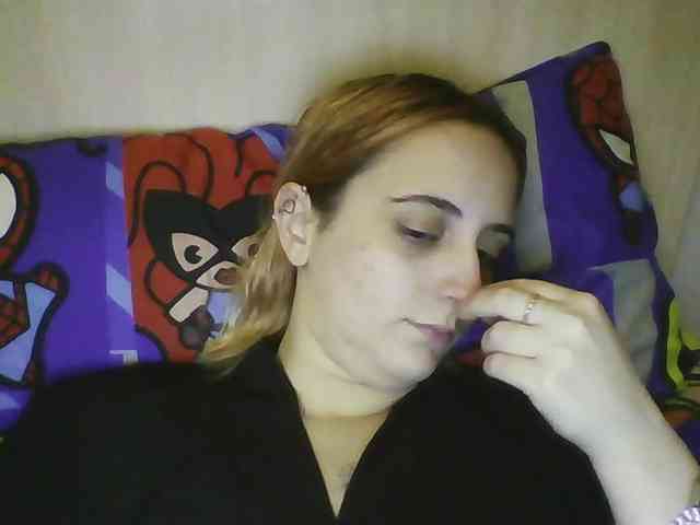 Hotredhead01 webcam