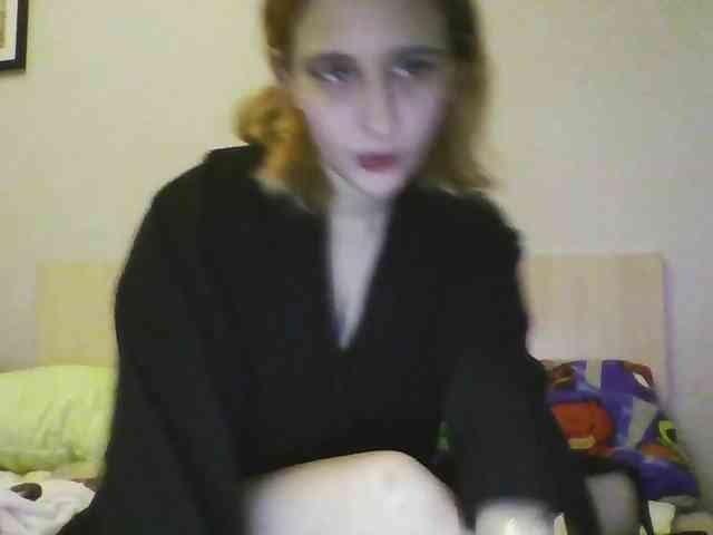 Hotredhead01 webcam