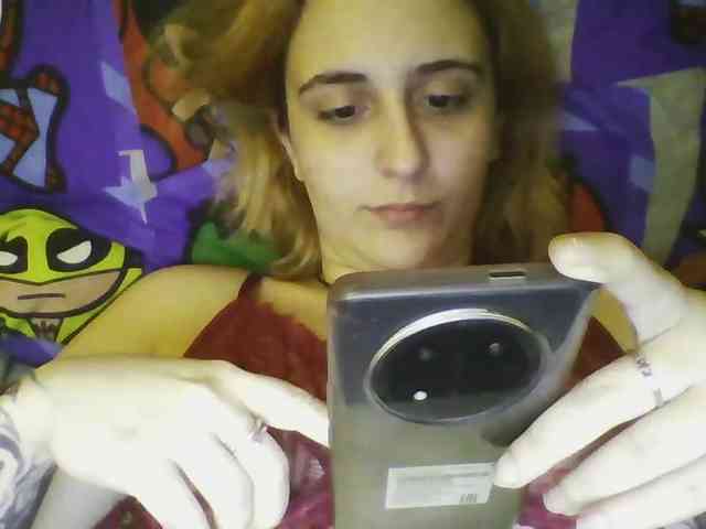 Hotredhead01 webcam