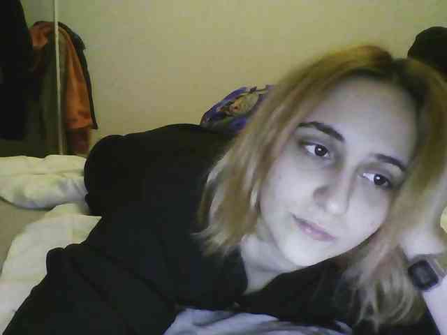 Hotredhead01 webcam
