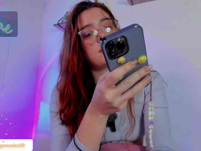 manu-monroe webcam