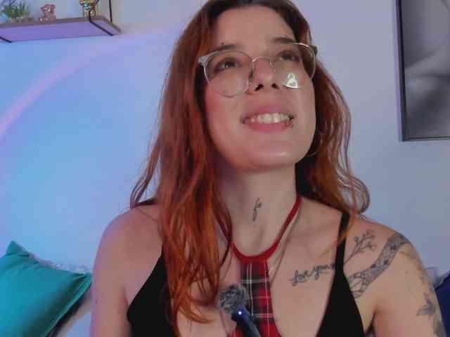 manu-monroe webcam