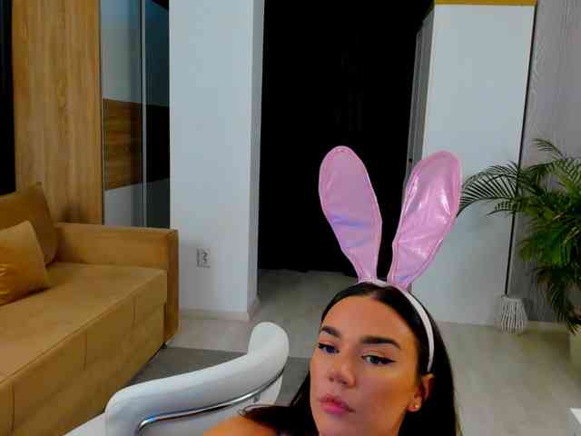 BellaaDona webcam