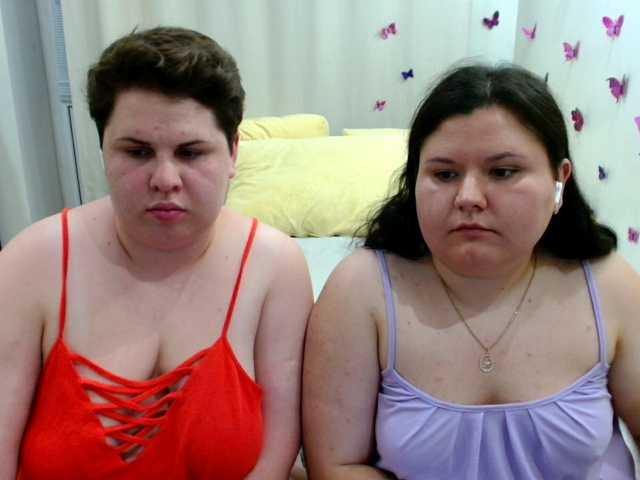 BeckyAndEllen webcam