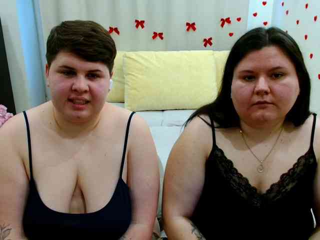 BeckyAndEllen webcam