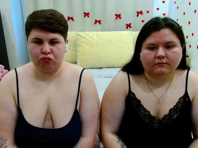 BeckyAndEllen webcam