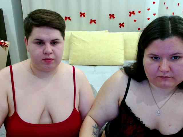 BeckyAndEllen webcam