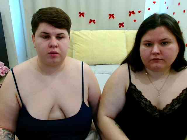 BeckyAndEllen webcam