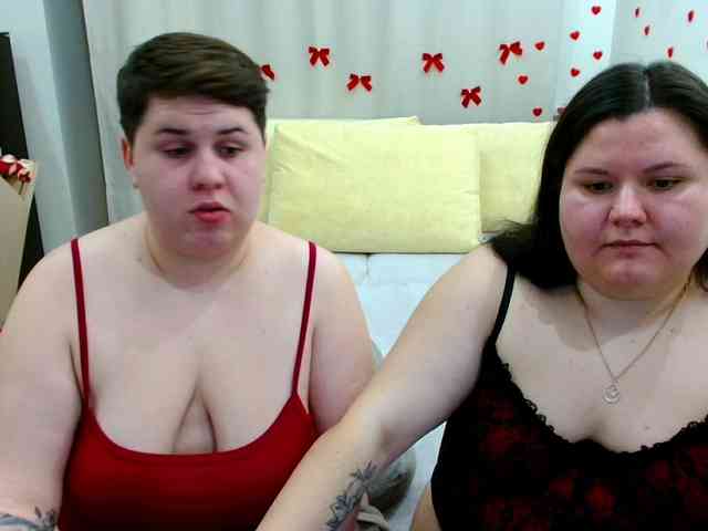 BeckyAndEllen webcam